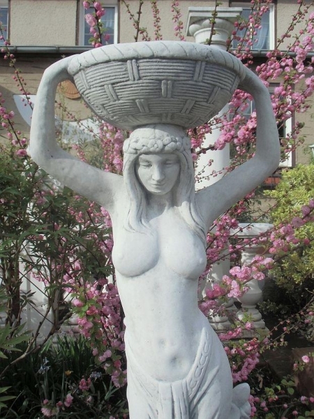 Steinfiguren, Gartenfiguren, Skulpturen, Statuen