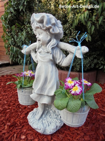 Garden Figure "Girl with 2 pots"