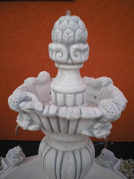 Springbrunnen, Gartenbrunnen, Steinbrunnen