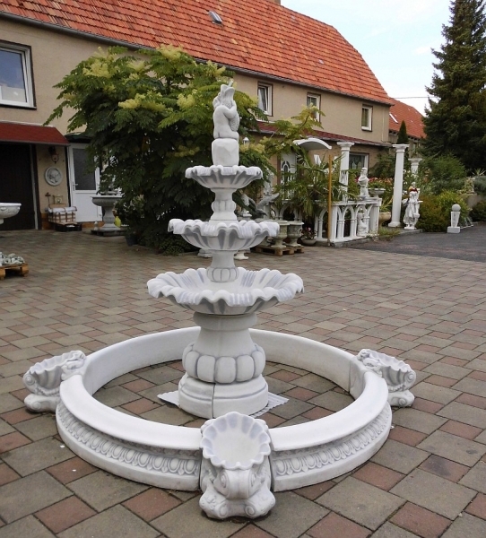 Steinbrunnen, Gartenbrunnen, Brunnen