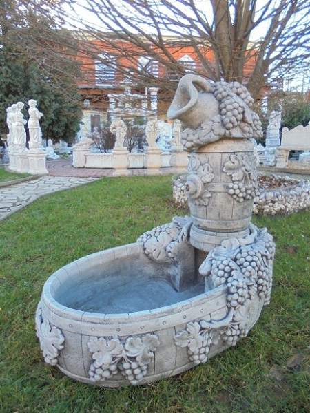 Brunnen, Wandbrunnen, Steinbrunnen