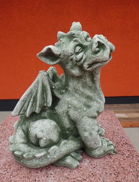 Drache, Skulptur, Steinfigur, Gartenfigur, Gartendekoration, Statue