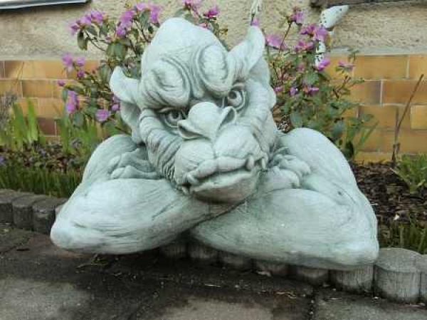 Gartenfiguren, Steinfiguren, Statuen, Skulpturen, Gartendekoration