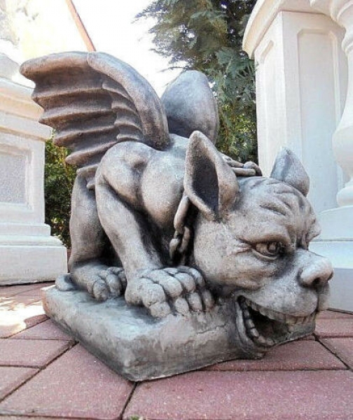 Gargoyle, Statuen, Steinfiguren, Skulpturen, Gartenfiguren