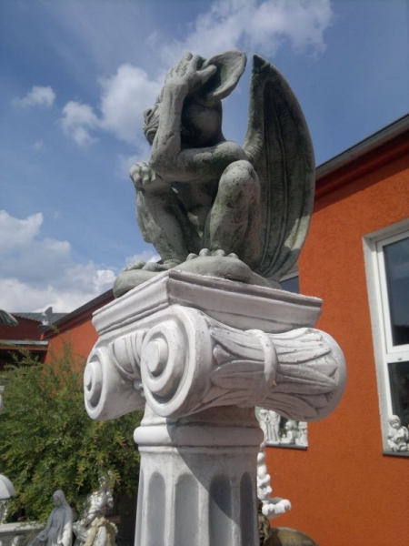 Gargoyle, Statuen, Steinfiguren, Skulpturen, Gartenfiguren