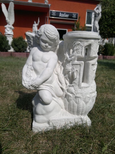 Grabvase mit Engel Steinfigur Statue Gartenfigur
