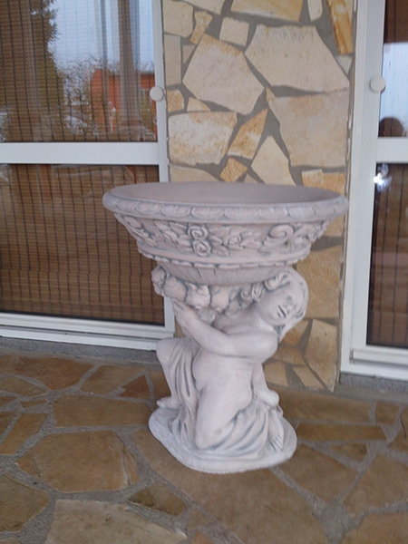 Planting beautiful figurine / planter "Hercules" 140 Kg
