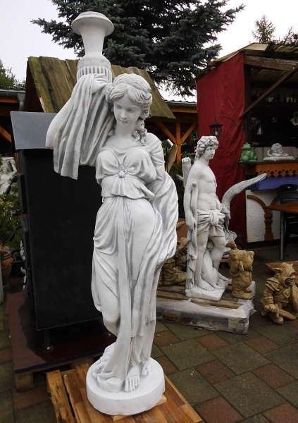 Gartenfiguren, Steinfiguren, Statuen, Skulpturen, Gartendekoration