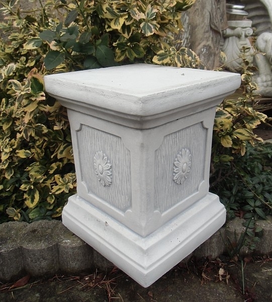 Steinsockel, Sockel, Podest, Figurensockel, Säule