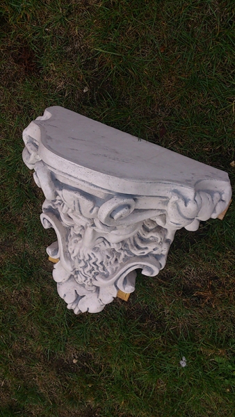 Konsole, Fassadenstuck, Fensterbank Konsole, Fassadenschmuck, Stuck, Gipsstuck