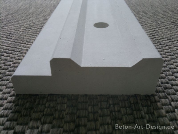 Fassadenstuck, Fensterumrahmung, Stuckleiste, Betonstuck