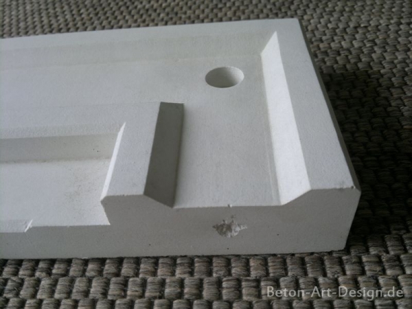 Fensterrahmenleiste mit 2 Anschlussecken, Fassadenschmuck, Stuck, Steinguss, Fassadenstuck