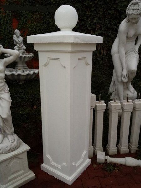 Torpfeiler, Zaunpfeiler, Sockel, Podest, Gartendekoration