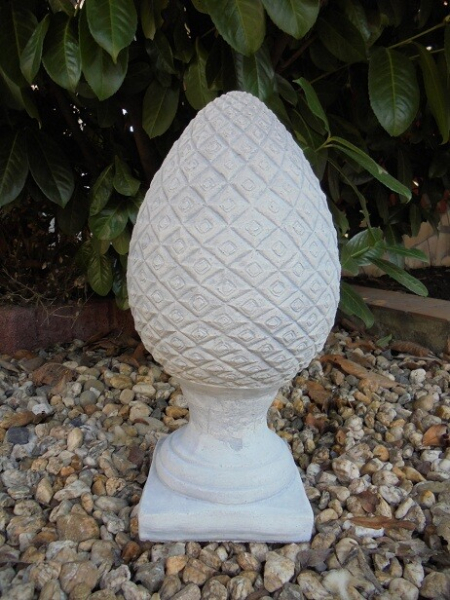 Pinienzapfen, Pfeilerschmuck, Obelisk, Pfeilerkappe, Gartendekoration