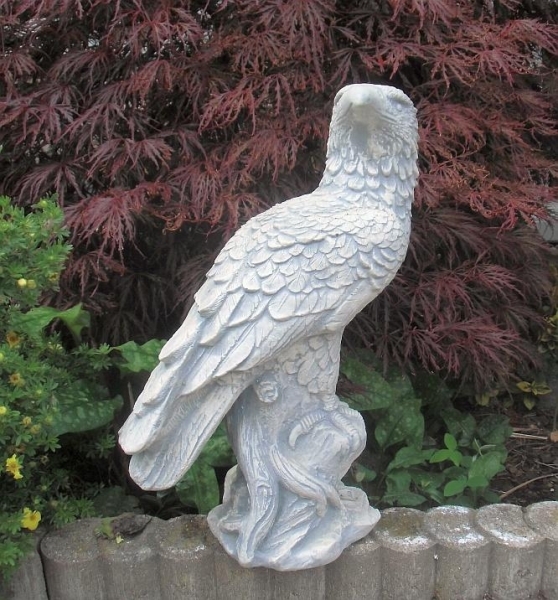 Adler, Steinfiguren, Gartenfiguren, Skulpturen, Statuen