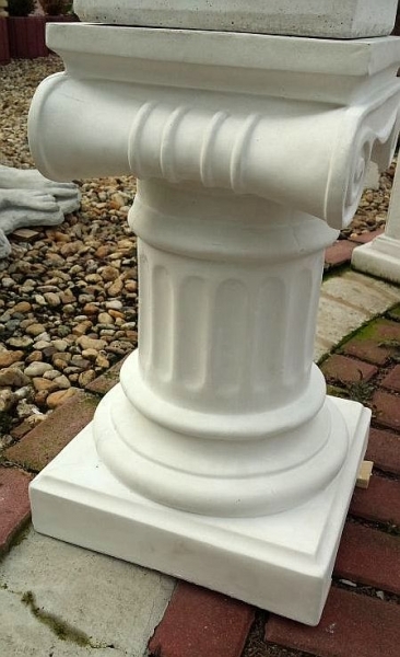 Säule, Sockel, Steinsäule, Figurensäule, Podest, Gartendekoration