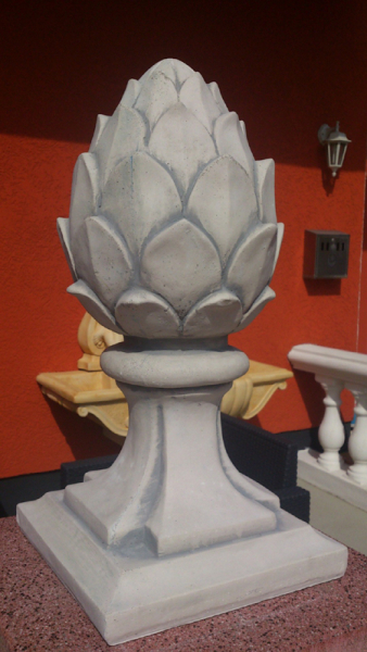 Pinienzapfen mit Sockel, Pfeilerschmuck, 52 cm hoch, Park & Gartendekoration, Steinguss