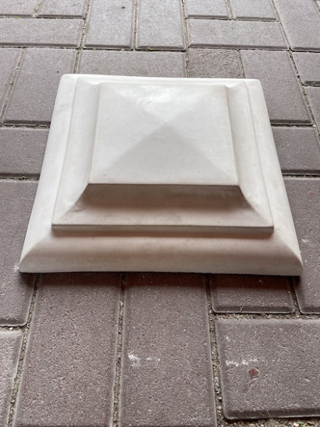 Pfeilerabdeckung Pyramide ca. 33,5 x 33,5 cm