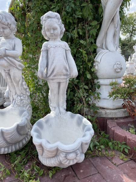 2 Figuren im SET "Junge und Mädchen mit Wasserschale"