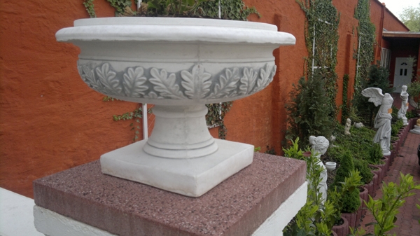 Pflanzschale, Gartenfiguren, Steinfiguren, Statuen, Skulpturen, Gartendekoration