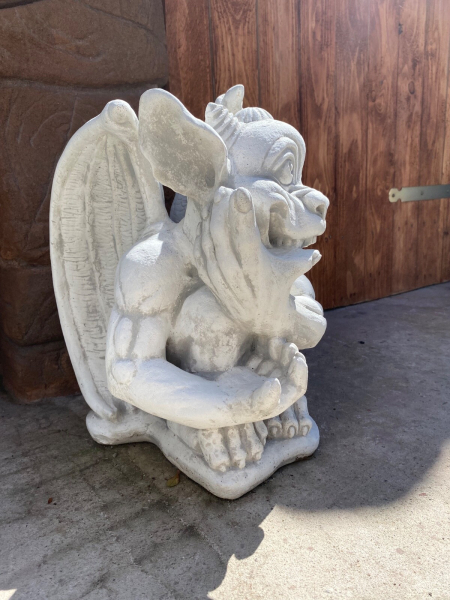 Gartenfigur, Gargoyle, Steinfigur, Steinguss, Frostsicher