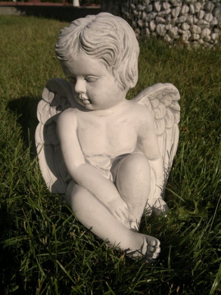 angel figure "Angel sitting"