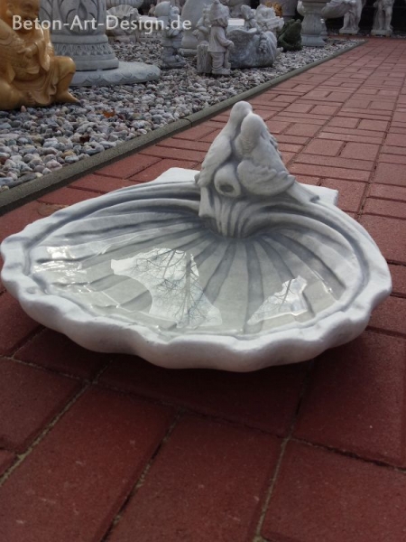 Birdbath "Shell with 2 lovebirds" Ã˜ 45 cm