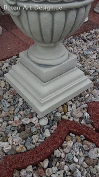 Sockel, Kapitell, Podest, Figurensockel, Steinsockel, Gartendekoration