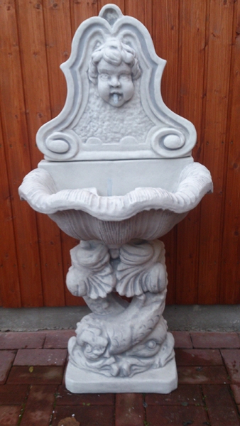 Brunnen, Wandbrunnen, Steinbrunnen